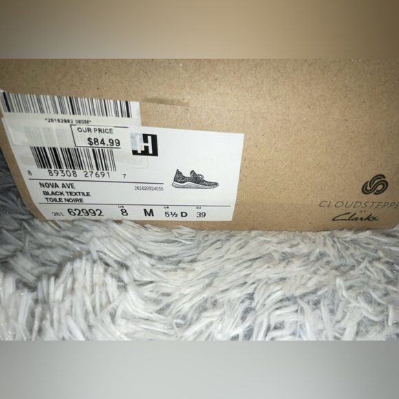 Cloudsteppers by Clarks - Picture 2 of 4